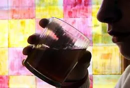 &laquo;Cola, t&egrave;, aranciata, acqua tonica...  microplastica contamina le bibite&raquo;