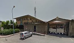 Carabinieri inseguono pregiudicato armato: panico tra i passanti al Fasano