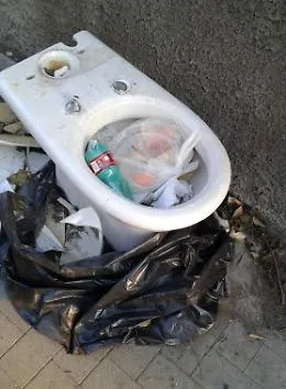 Incivilt&agrave; quotidiana a Catania!