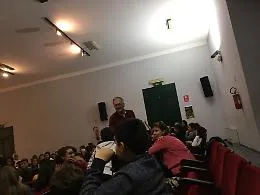 Zafferana, la "lezione" di Bernard Friot &egrave; una poesia