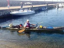 Da solo in kayak per attraversare la Porta Santa