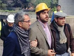 Il figlio dello sceicco esplora i cantieri della ex Perla Jonica