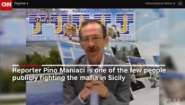 Storia di Pino Maniaci su Cnn: &laquo;Ha perseguitato la mafia, ora &egrave; lui il bersaglio&raquo;