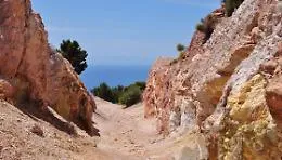 Lipari, la cava di Caolino ad imprenditore bergamasco