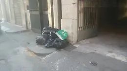 Via Mascagni e quei sacchi non raccolti da chi dovrebbe fare il proprio dovere