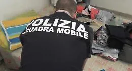 Ragusa, la Polizia chiude una &ldquo;casa a luci rosse&rdquo;