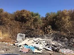 Amianto ed eternit in discarica a cielo aperto in via Tornabene a Catania