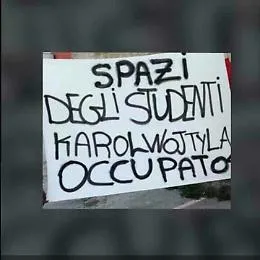 Scuola, occupazione Karol Wojtyla, studenti: &laquo;Basta false speranze&raquo;