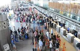 Catania, al via le preselezioni per gli oltre 15.000 candidati a 300 posti per addetti in aeroporto