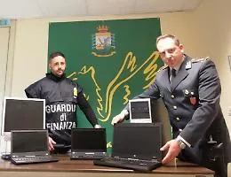 Patern&ograve; e Biancavilla, sequestrati due centri scommesse abusivi