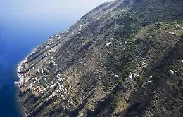 Ad Alicudi ancora terremoti: altre due scosse al largo dell'isola