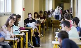 Maturit&agrave;, arriva il "grande giorno": ecco i temi che si aspettano i ragazzi
