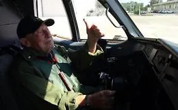 Catania, a quasi 97 anni ancora in volo: nonno Melino ce l'ha fatta