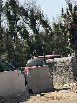 Catania: ecco com'&egrave; ridotta la fermata Amt della spiaggia libera n 3