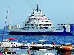Servizio traghetti pubblico dimezzato e rischio monopolio: Musolino (Iv) presenta interrogazione. Bluferries replica: "Nessuna diminuzione"