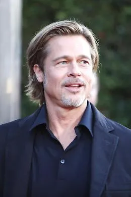 Brad Pitt festeggia 56 anni: &egrave; single, ma i fan sperano di rivederlo con Jennifer