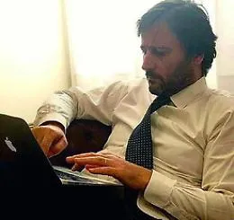 Le prime 24 ore del commissario Losacco: &laquo;Cos&igrave; rigenerer&ograve; il Pd siciliano&raquo;