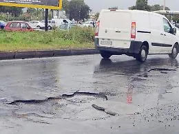 Catania, dopo le piogge &egrave; emergenza buche in tutta la citt&agrave;