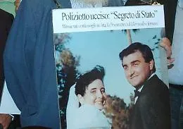 Padre agente ucciso riconosce in tribunale &laquo;Faccia da mostro&raquo;