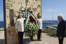 Mattarella: &laquo;La piccola Favour senz'altro italiana Lampedusa il volto migliore dell'Europa&raquo;
