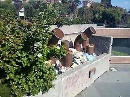 Bella citt&agrave; Catania, peccato per i rifiuti. Ma il sindaco cosa fa?
