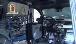 Palermo, nei magazzini auto e pezzi di ricambio rubati per un valore di un milione di euro