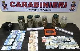 Giarre,  un kg di marijuana a casa: 
arrestati due fratelli incensurati