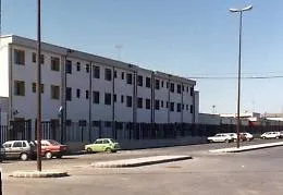 Catania, detenuto prende a morsi un agente di polizia penitenziaria