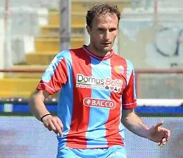 Catania, assalto alla serie B: tra poco in campo contro il Sal&ograve;