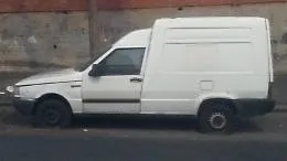Auto abbandonata da due anni al Tondicello della Plaia