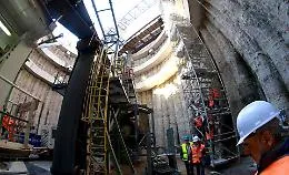 Catania, la crisi della Cmc impatta sulla metro: ditta subappaltatrice avvia il licenziamento di 25 operai