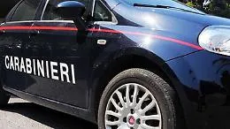 Carabiniere si spara in caserma durante la cerimonia dell'alzabandiera