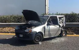 &ldquo;Autoscontro&rdquo; sull'A18: un morto e 4 feriti (due sono bambini)