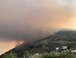 Fatale caduta su spuntoni di roccia: cos&igrave; mentre lo Stromboli impazzava &egrave; morto l'allievo ufficiale di coperta