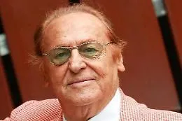 Renzo Arbore arriva in Sicilia: &laquo;Quest'Isola &egrave; entrata nel mio Dna&raquo;