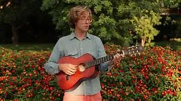 Al Ma di Catania Erlend &Oslash;ye, la met&agrave; occhialuta dei Kings of Convenience