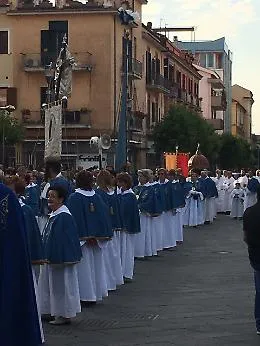 Grande partecipazione a Cava dei Tirreni per la reliquia di Sant'Agata