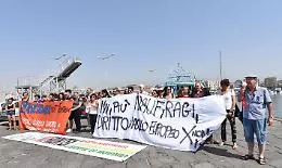 Rete Antirazzista in piazza: &laquo;La C- Star non deve approdare al porto di Catania&raquo;