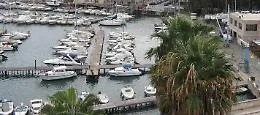 Siracusa, corpo galleggia nel porto piccolo: &egrave; di un 60enne