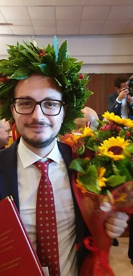 &laquo;Il regalo di laurea? Pagate le tasse ai miei colleghi in difficolt&agrave;&raquo;