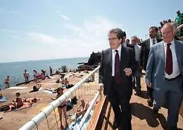 Catania, aperto il primo solarium ancora attesa per le spiagge libere