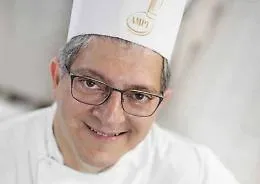 Denunci&ograve; la mazzetta in aeroporto e ora non gli rinnovano l&rsquo;affitto