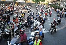 Motoraduno dell&rsquo;Etna, che rombo a Catania