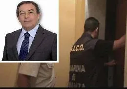 Perquisizione a casa di un deputato dell&rsquo;Ars Trovati 5 timbri di Regione, Asp e Comune