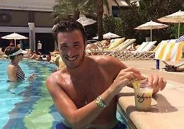 &ldquo;Principe azzurro&rdquo; cerca moglie ma davanti alle telecamere