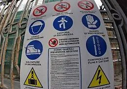 Quasi uno su due non ha un lavoro Economia siciliana in piena recessione