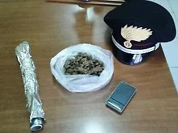 Mascalucia, dai "domiciliari" spacciava e rubava energia elettrica: arrestato (e rimesso ai "domiciliari")