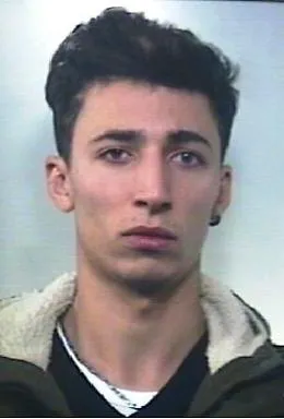 Grammichele, sequestrano e picchiano anziano: arrestati