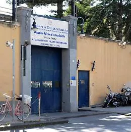 A vent'anni si toglie la vita  nella sua cella del carcere di Barcellona Pozzo di Gotto