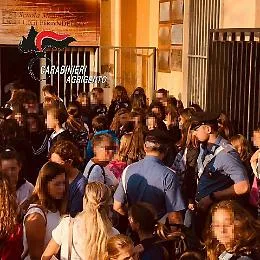 I Carabinieri di Agrigento lancia l' operazione "Scuole sicure&rdquo;